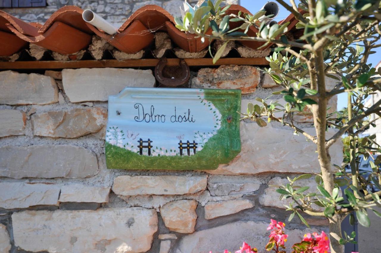 Rade Stancijeta Apartments Novigrad Istria Eksteriør billede